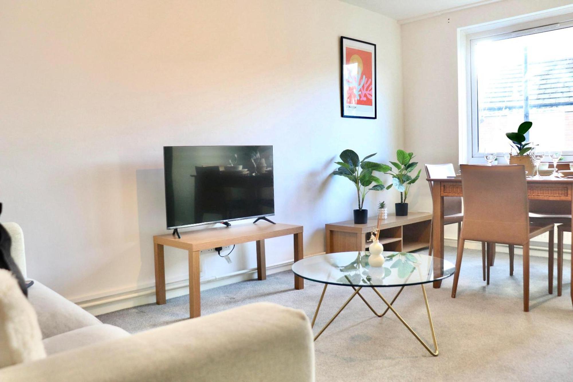 Stunning Apartment, Sleeps 4, Central London, 1 Bedroom, Zone 1, Kennington - Open For Business Stays, Long Stays And Families Relocating Екстериор снимка